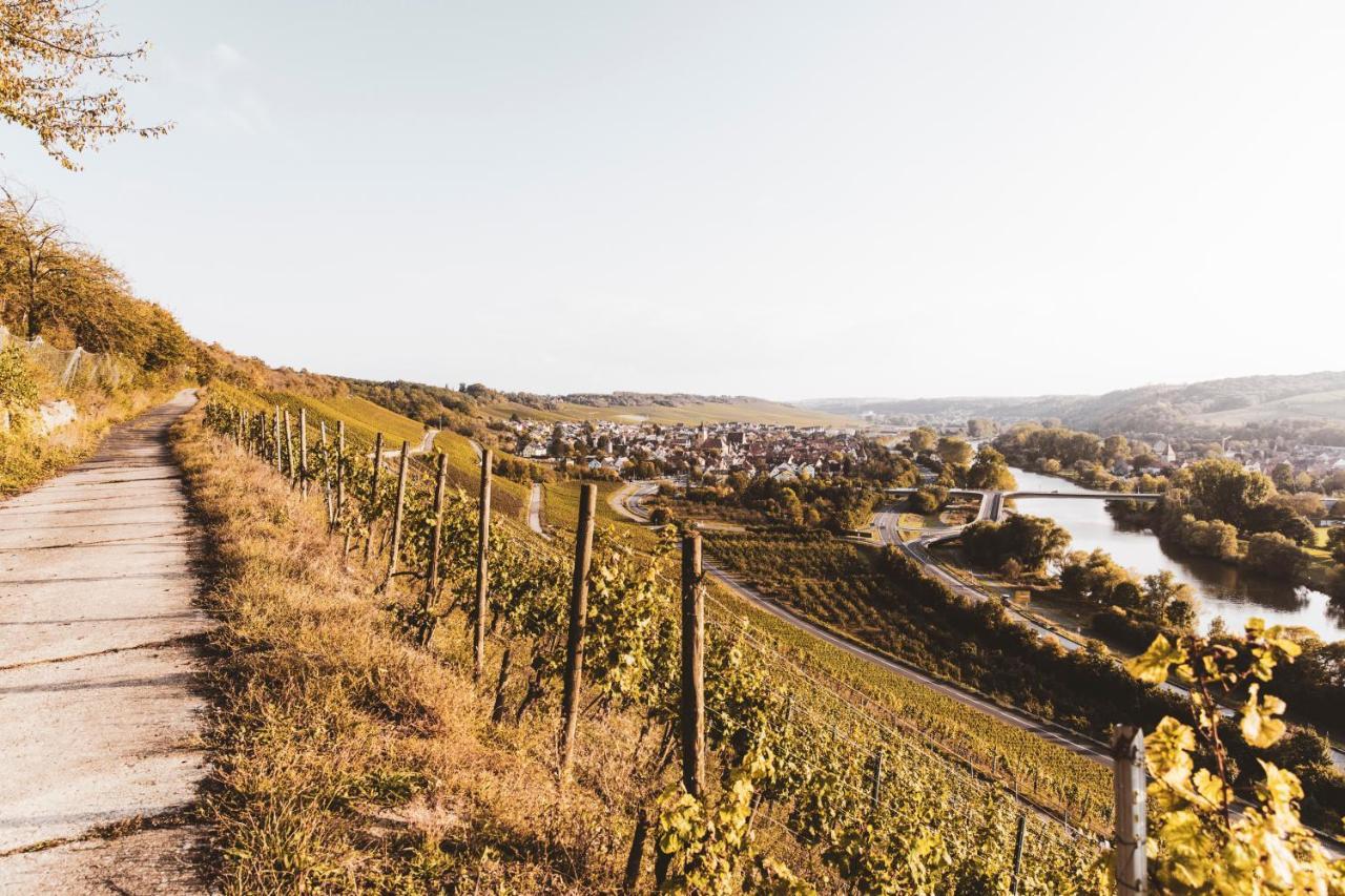 Weingut Pastoriushaus - Artur Steinmann Hotell Sommerhausen Eksteriør bilde